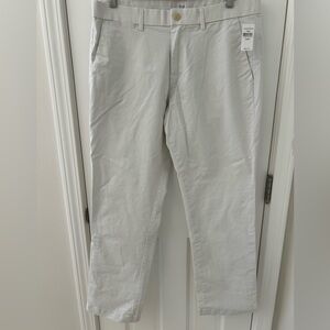 GAP Men’s Modern Straight Khaki Pants Chinos 34x30 in Sandstone NWT